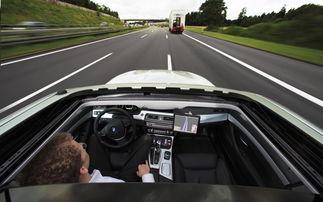 国产无人驾驶恶搞视频